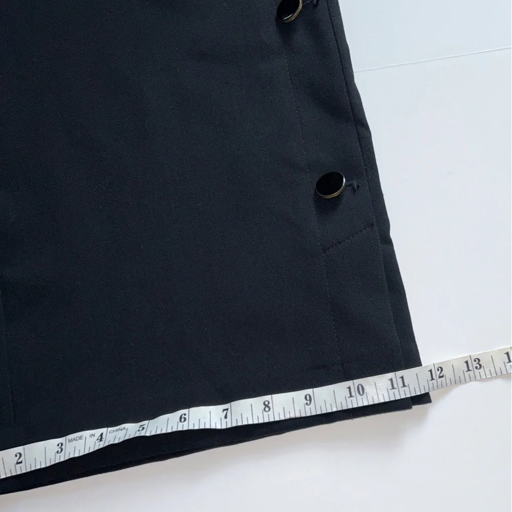 LOFT Woman’s‎ Pants Black Wide Leg Cropped Side Buttons Size 4 - Picture 10 of 16